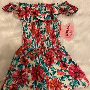 Girl floral romper size 14/16 fit on size 10/12